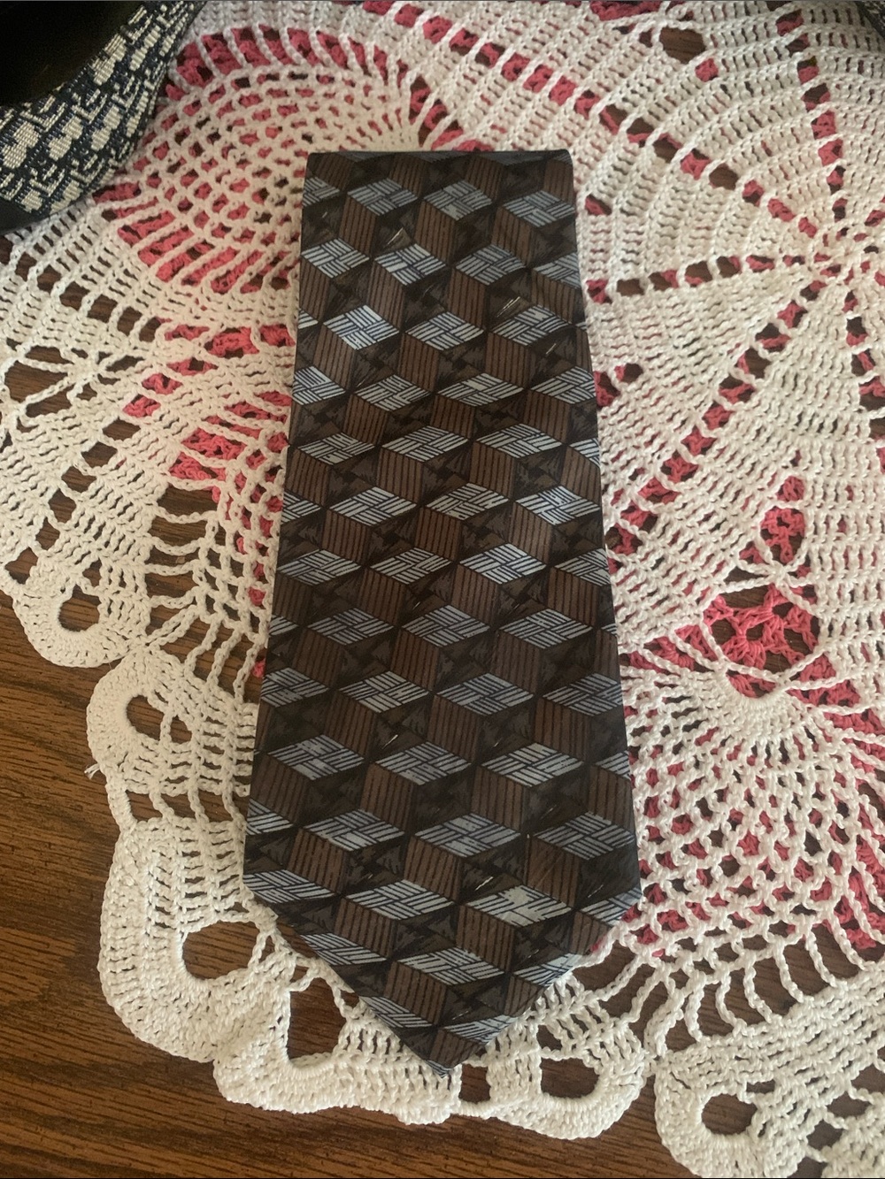 Brandon silk handmade Men's Brown Geometric Pattern Tie